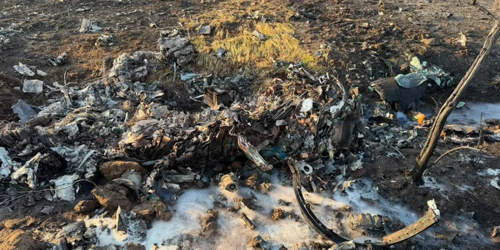 ДБР вилучає уламки МіГ-29 після аварії на Одещині: пілот катапультувався