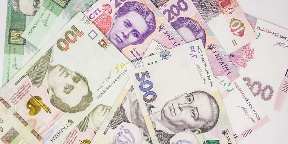 Курс НБУ на 14 вересня: долар без змін, євро знизився до 51,64 грн